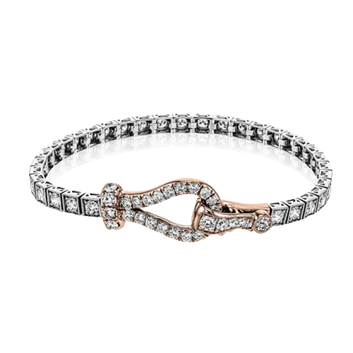 Buckle Bracelet in 18k Gold with Diamonds