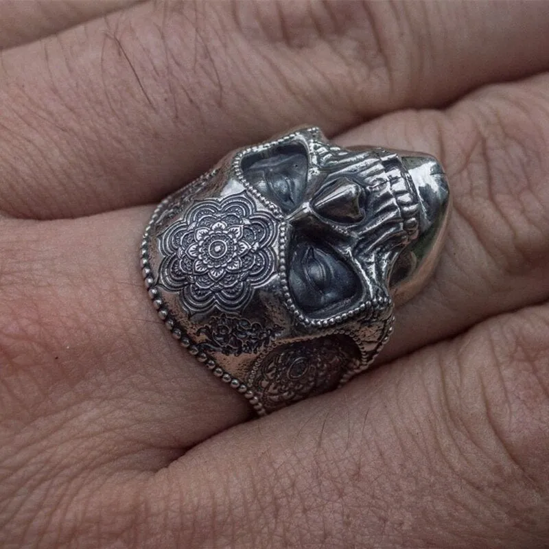 EYHIMD Unique Santa Muerte Skull Men's Ring with Mandala Flower Pattern