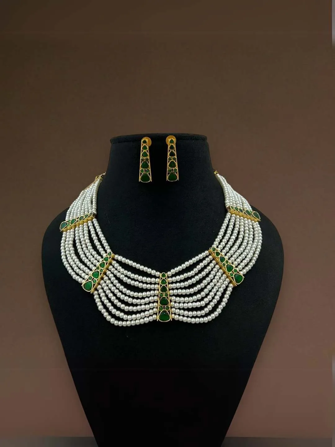 Sabyasachi Inspired Pearl Necklace With Earrings