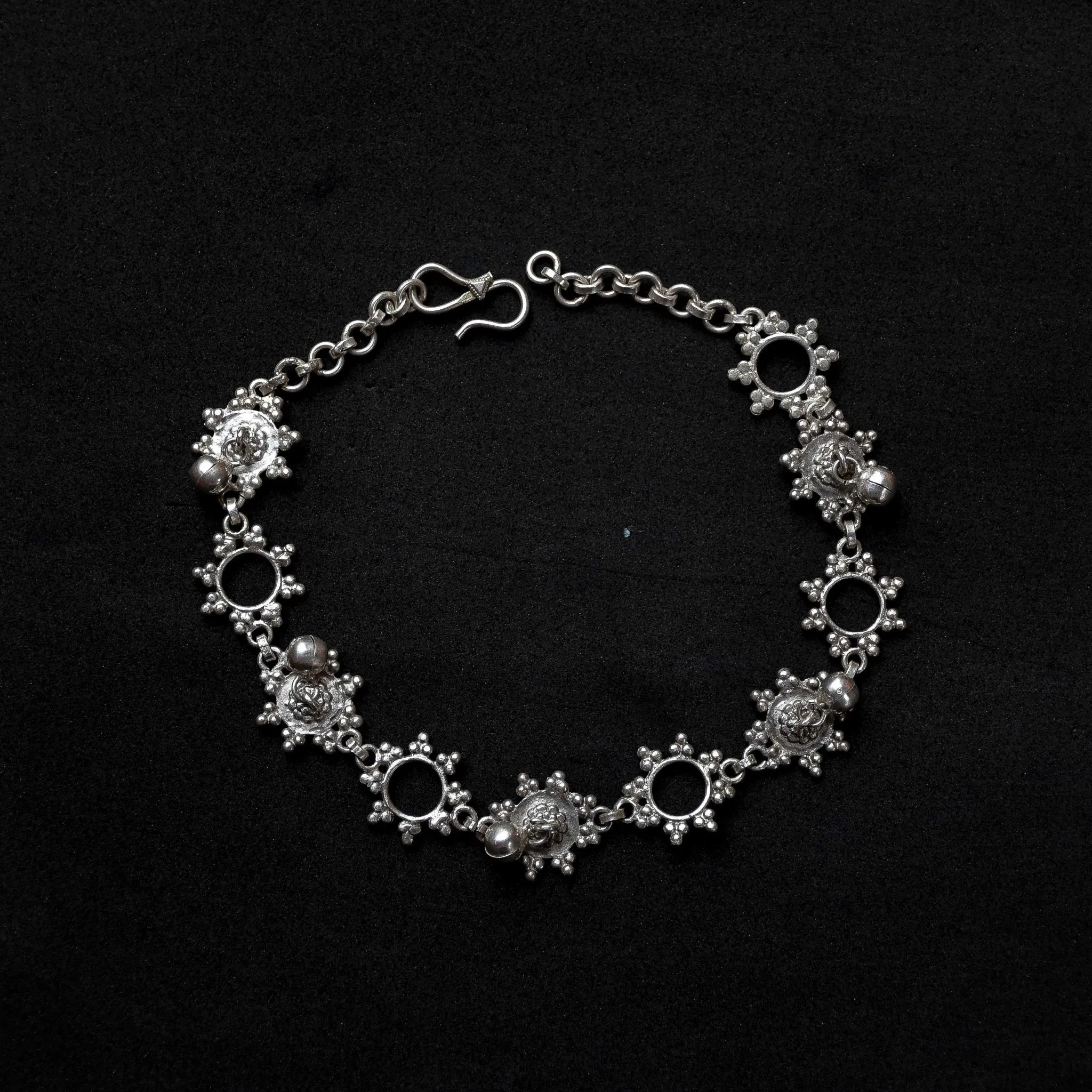 Toran Anklet